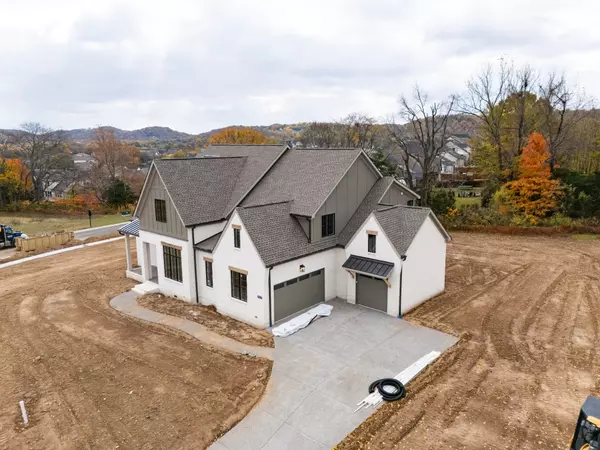 Brentwood, TN 37027,9902 Amarosa Court