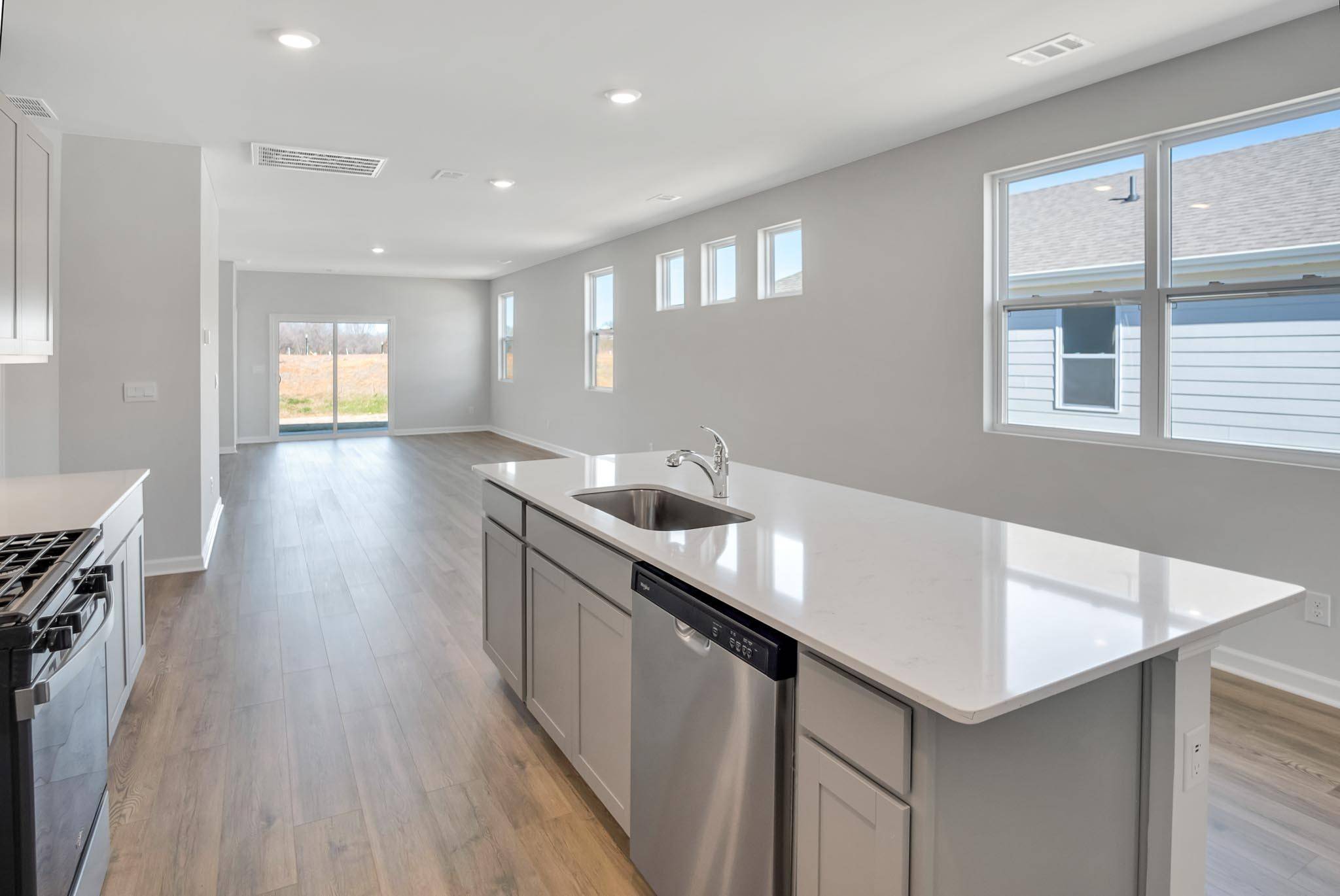 White House, TN 37188,6535 Japonica Lane