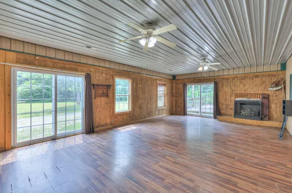 Lewisburg, TN 37091,417 Haskins Chapel Rd