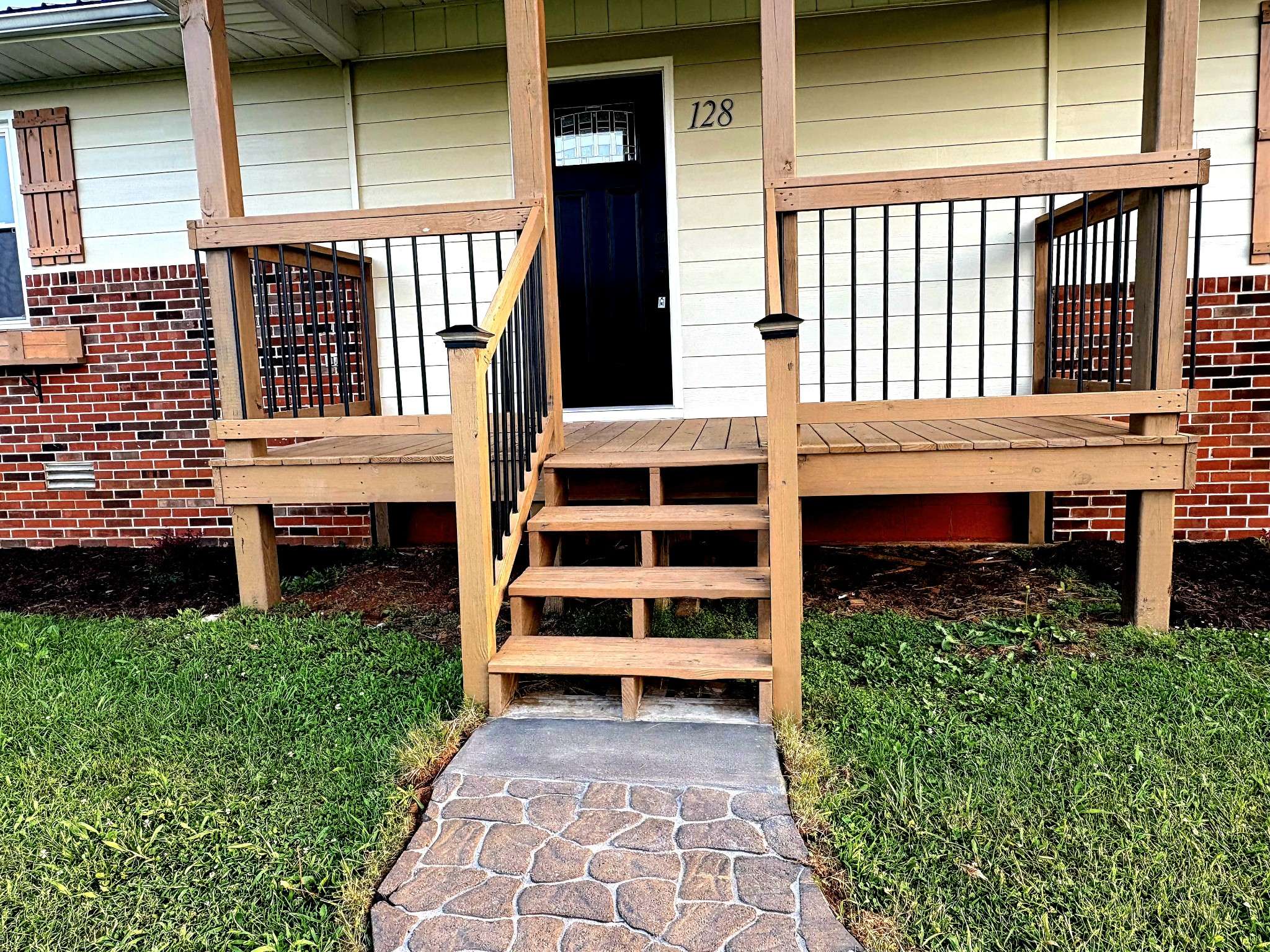 Rickman, TN 38580,128 Hall Ln