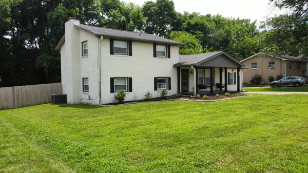 Hendersonville, TN 37075,106 Colonial Dr