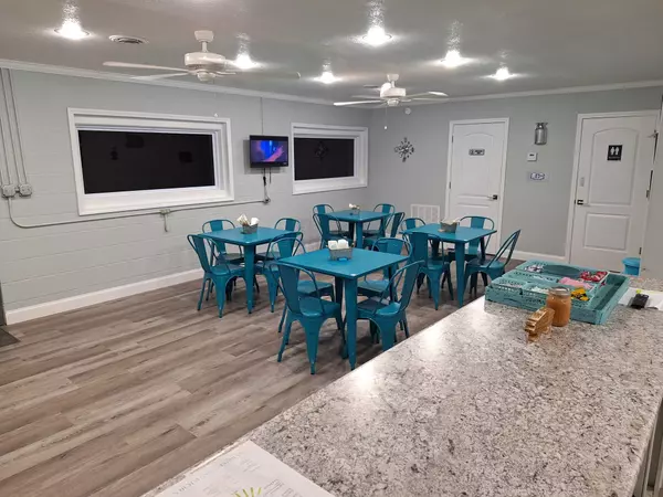 Bruceton, TN 38317,31993 Highway 70 #W