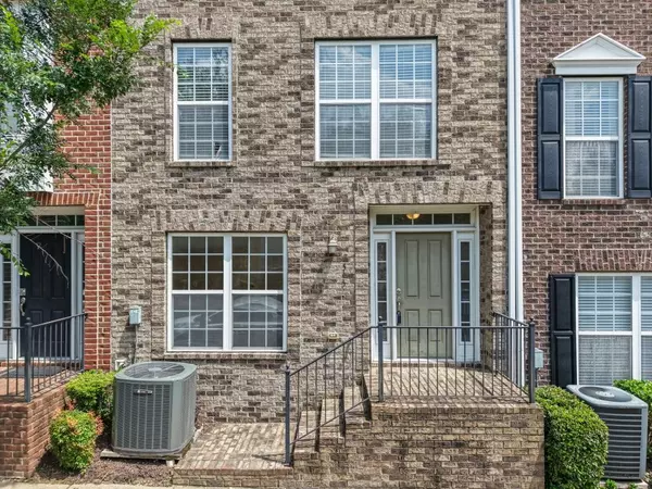 Nashville, TN 37211,7515 Lords Chapel Dr