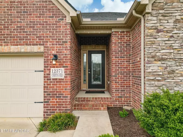 Knoxville, TN 37932,12371 Chirping Bird Lane