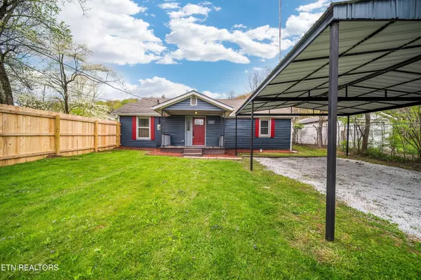 1121 Forsythe St, Knoxville, TN 37917