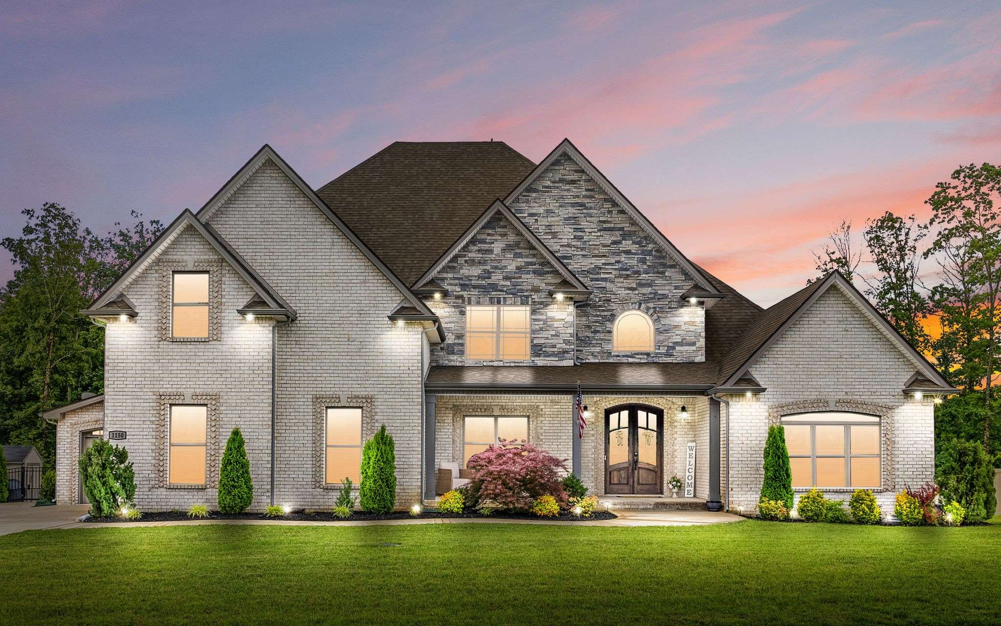 1150 Reda Dr, Clarksville, TN 37042