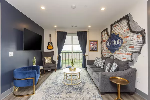 65 Lindsley Ave #513, Nashville, TN 37210