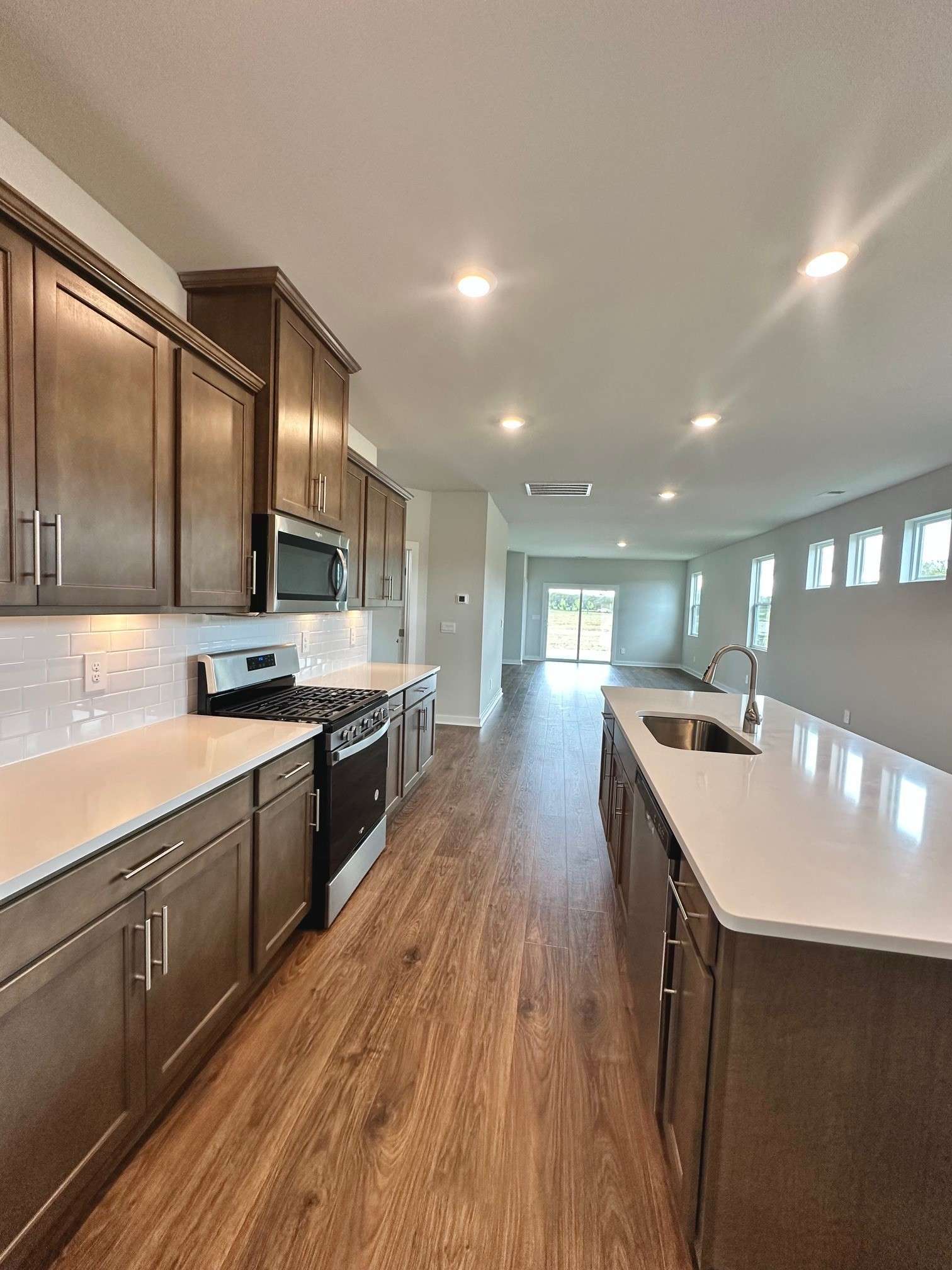 Gallatin, TN 37066,1052 STONEY BROOK PVT BEND