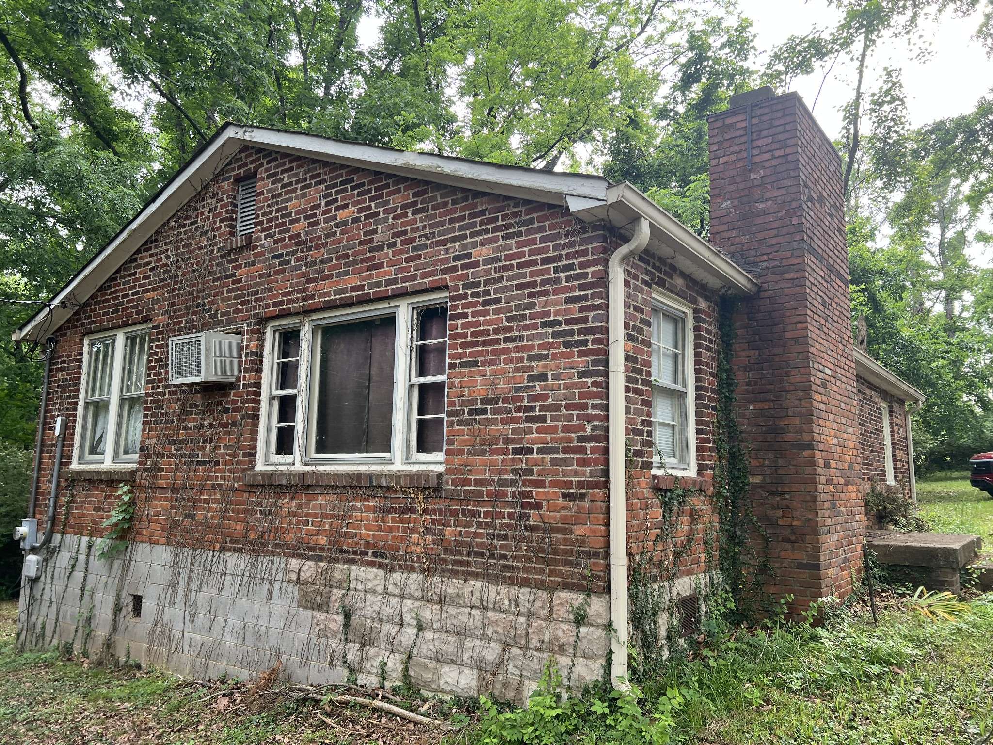 Mount Juliet, TN 37122,152 Lakeview Dr