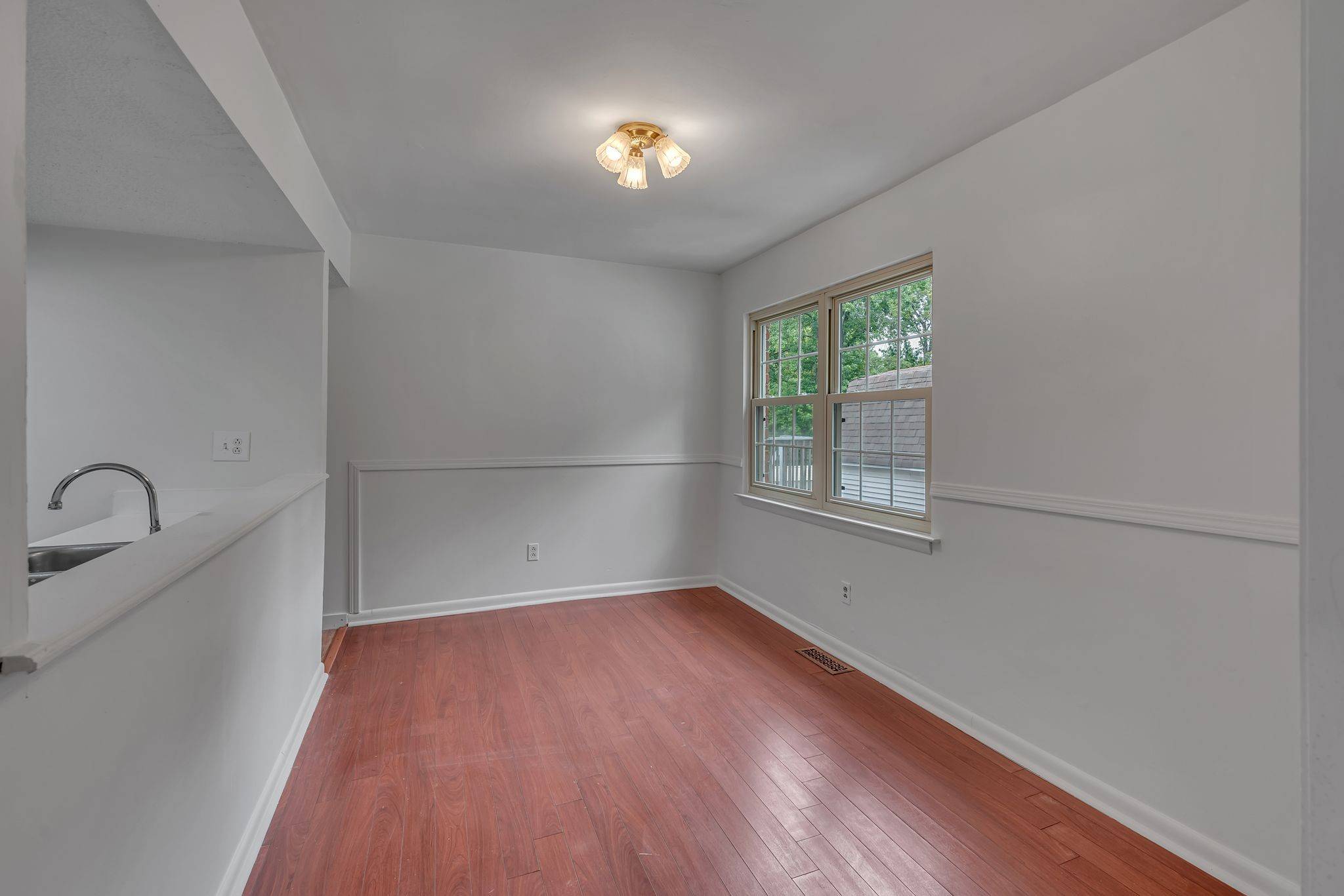 Hermitage, TN 37076,5156 Hunters Point Ln