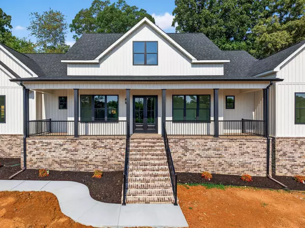 Fayetteville, TN 37334,13 Cedar Grove Drive
