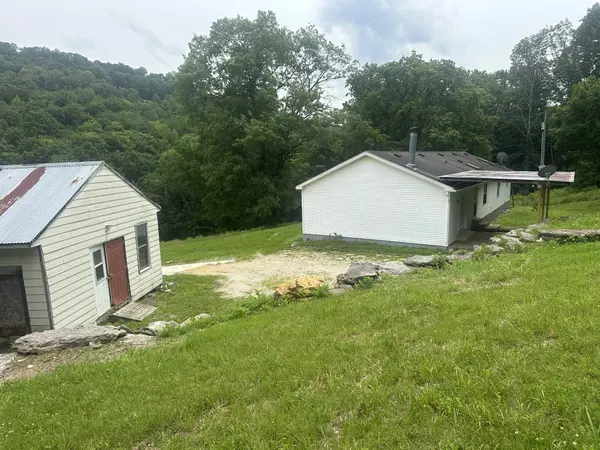 Buffalo Valley, TN 38548,697 Club Springs Rd