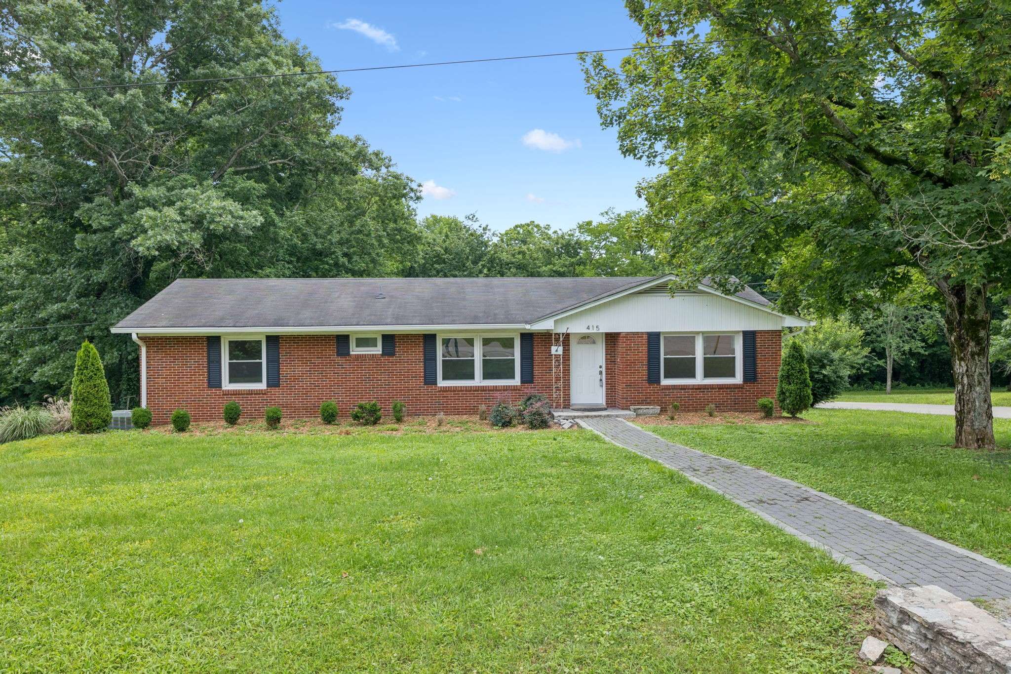 415 Porter Cir, Columbia, TN 38401