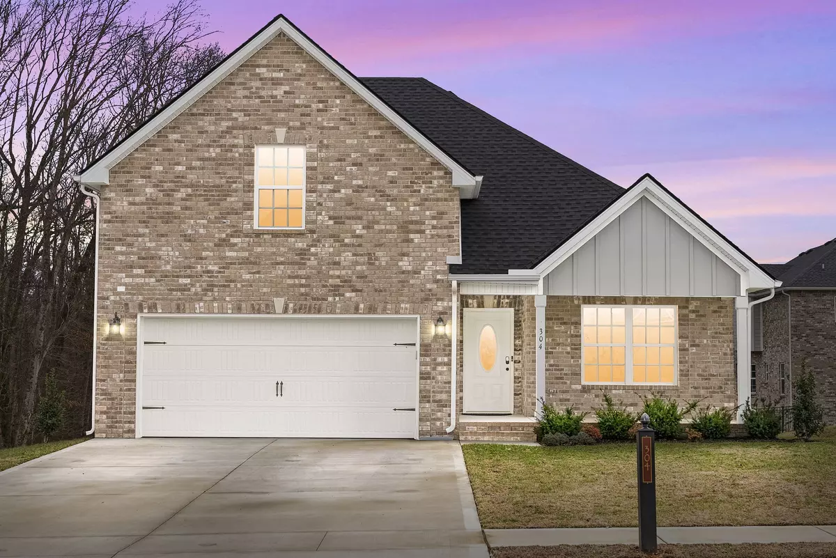 Clarksville, TN 37043,304 Bluebell Dr