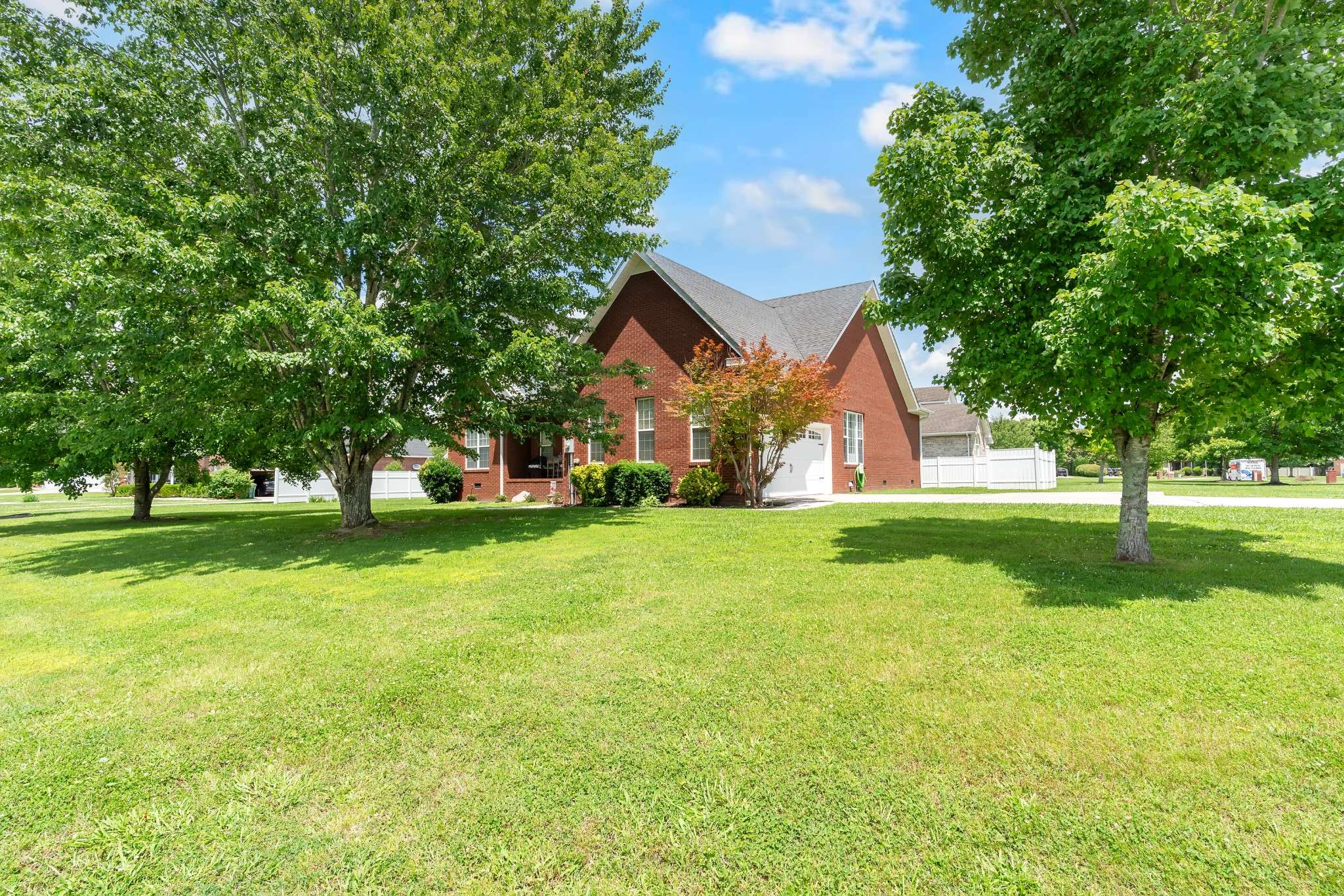 Winchester, TN 37398,285 Crimson Dr