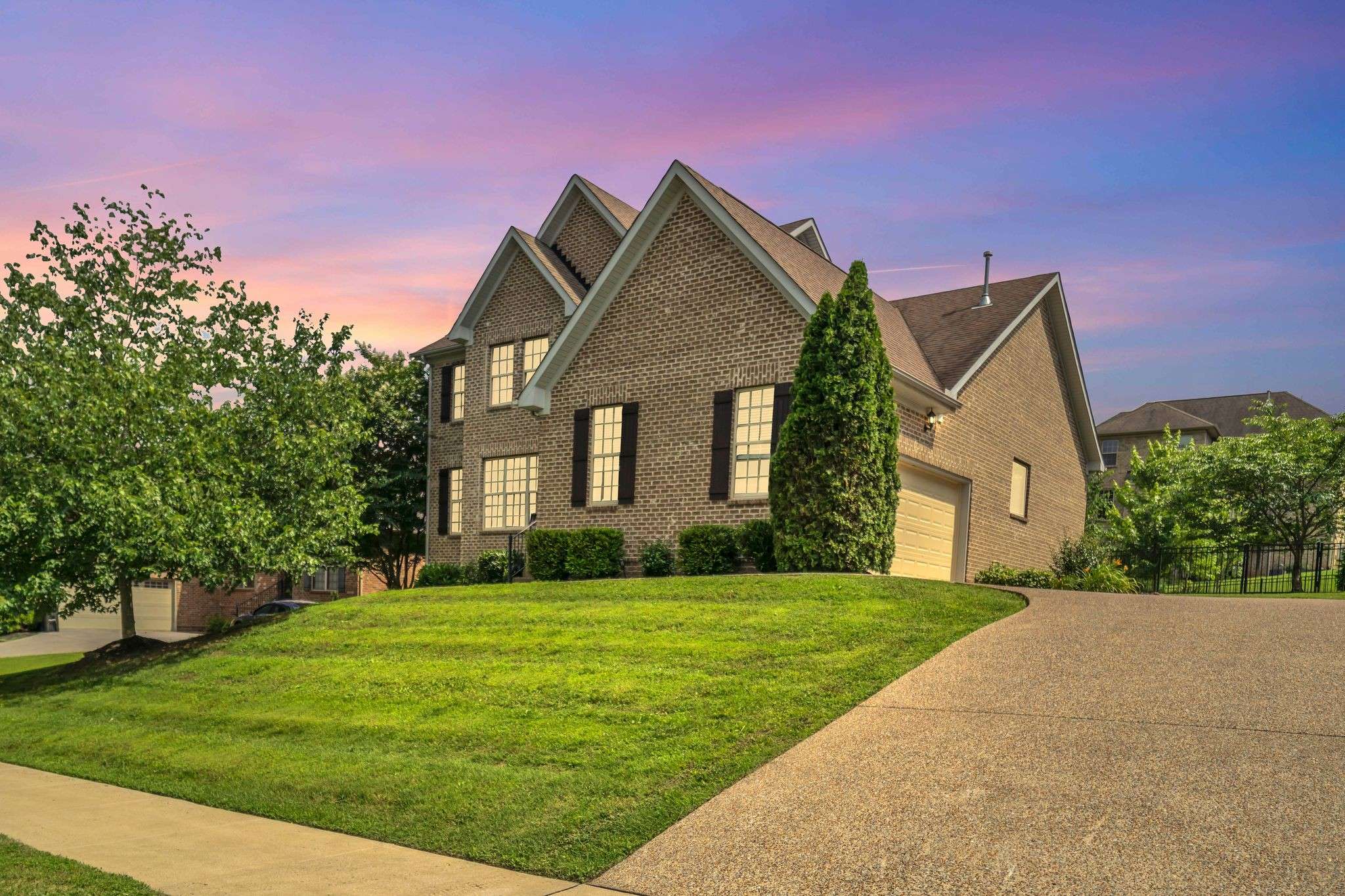 147 N Shadowhaven Way, Hendersonville, TN 37075