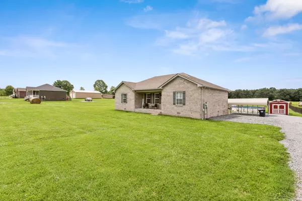 Lafayette, TN 37083,4510 Long Creek Rd