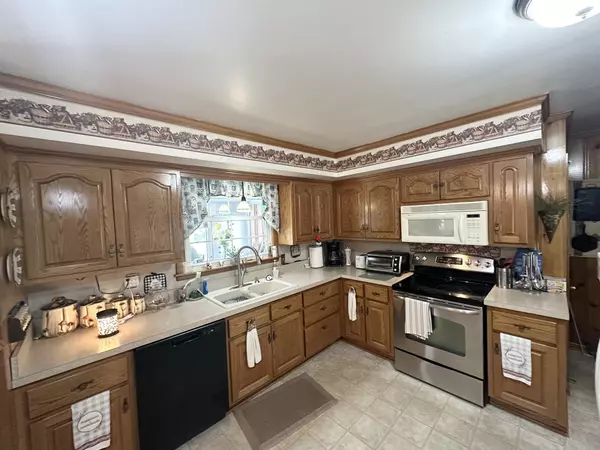 Hermitage, TN 37076,293 Bonnasprings Dr