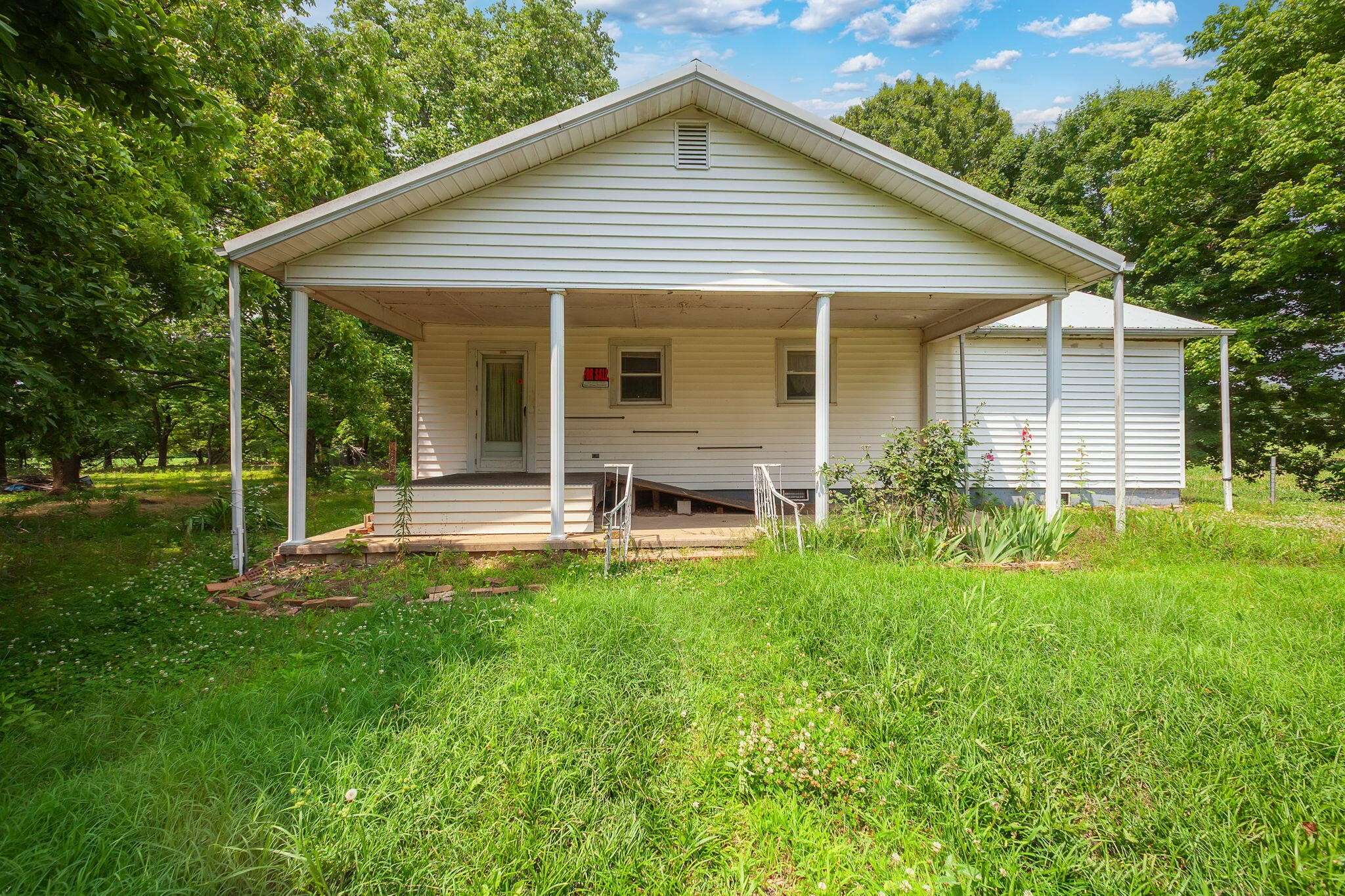 666 Old Dyersburg RD, Dyer, TN 38330