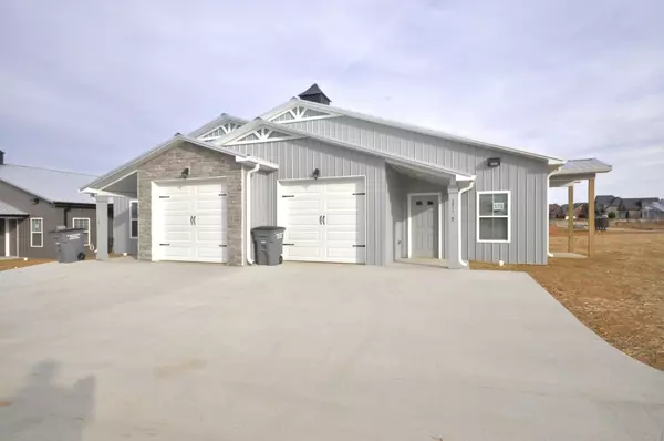 Clarksville, TN 37043,200 BAINBRIDGE DRIVE #A