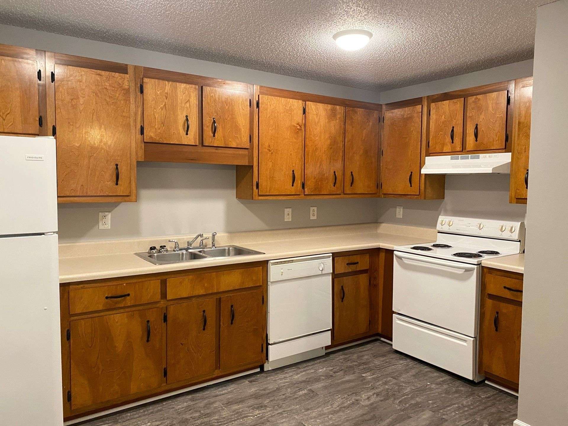Clarksville, TN 37043,427 Alma Ln #G