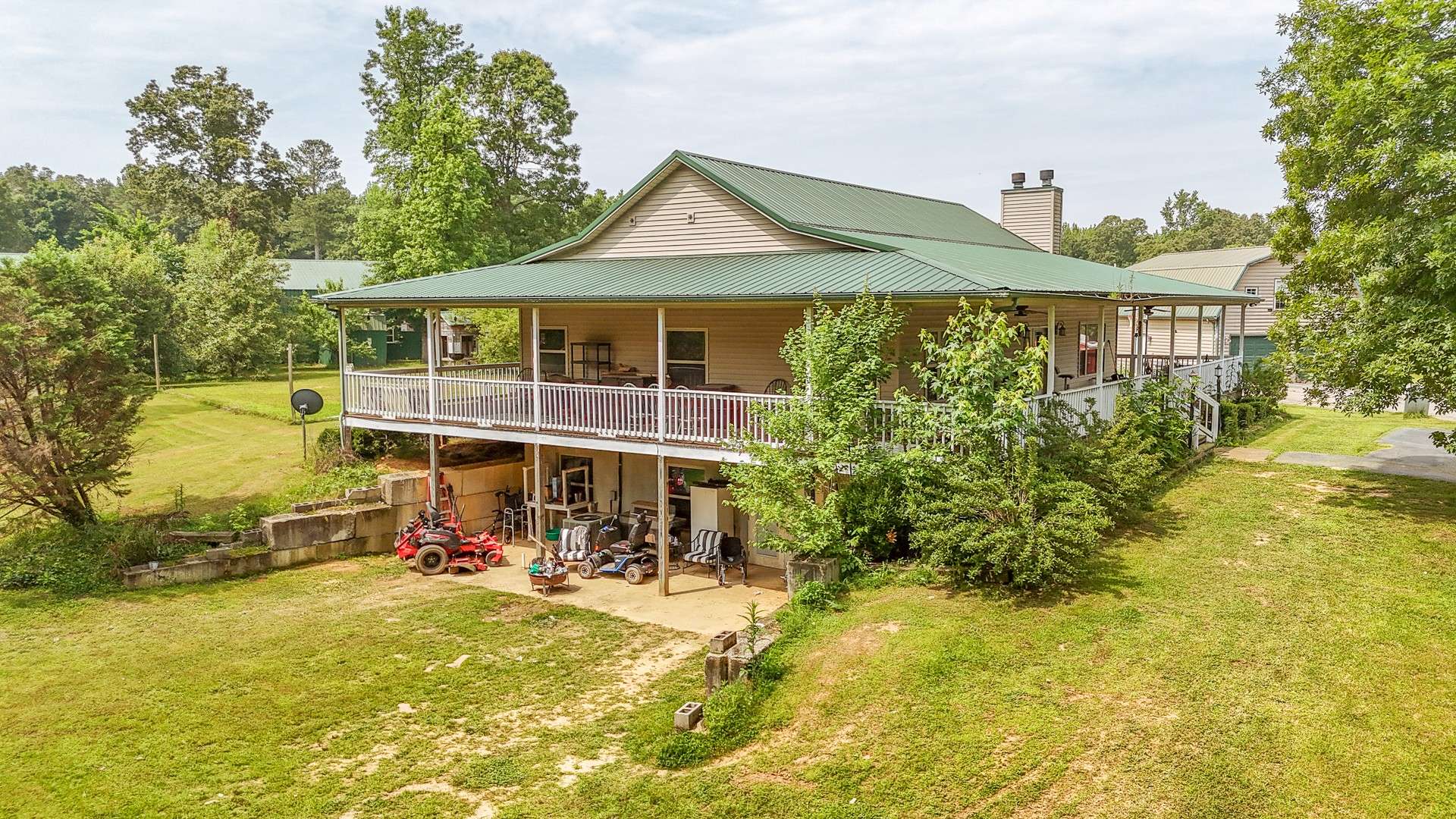 Hollow Rock, TN 38342,731 Barren Springs Rd