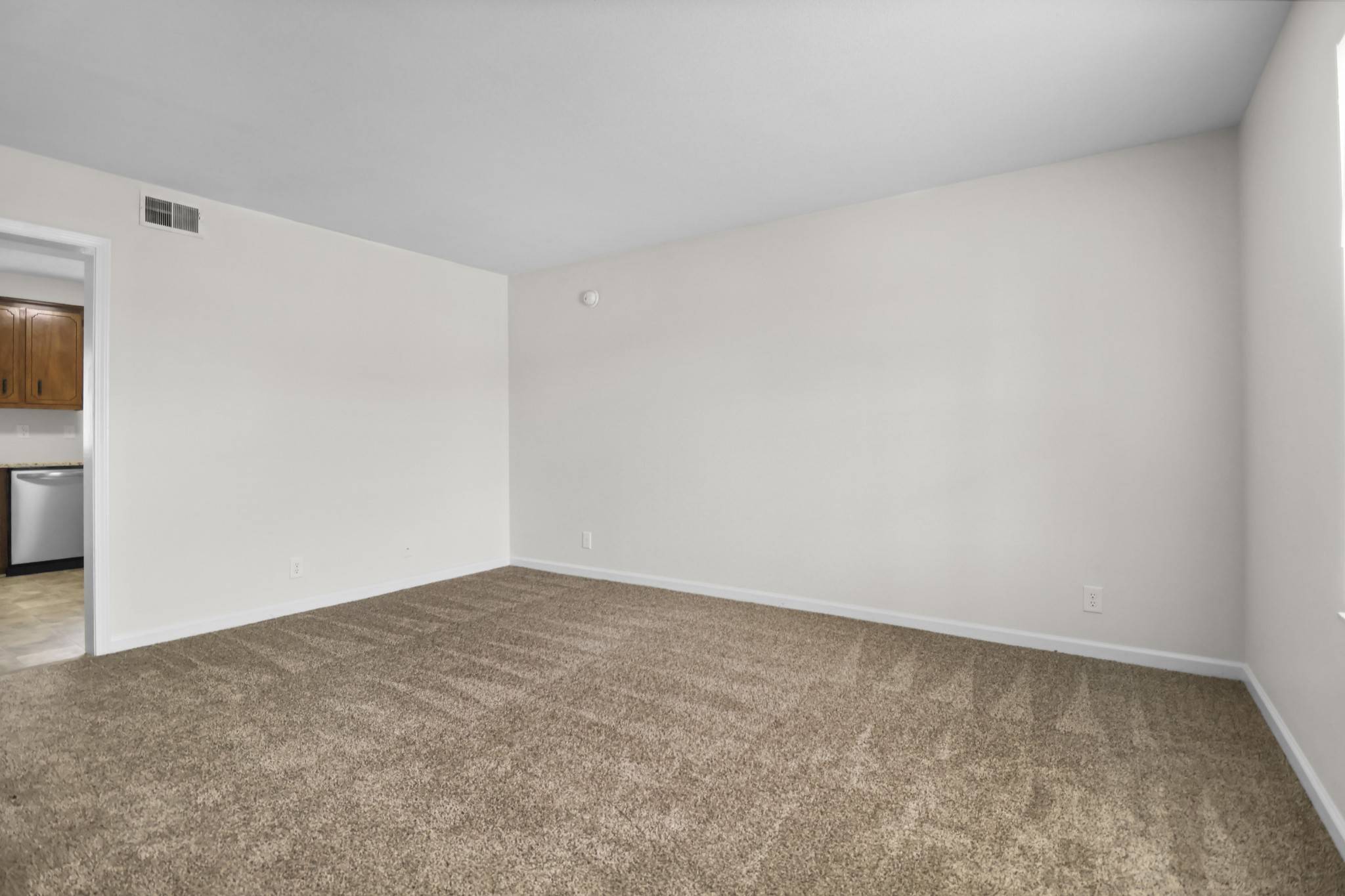 Clarksville, TN 37042,369 Peabody Dr #2