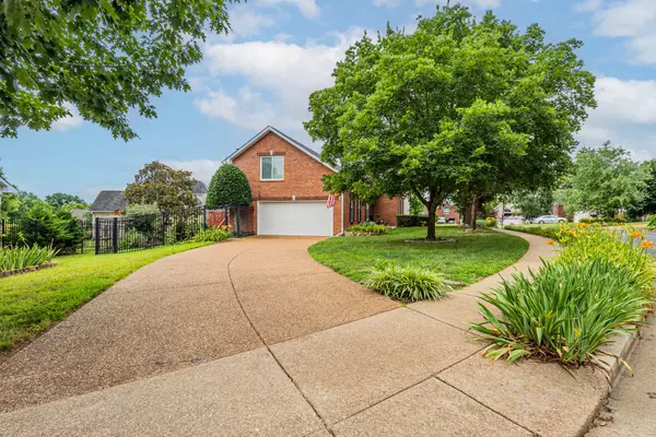 Madison, TN 37115,2305 Golden Oak Ct