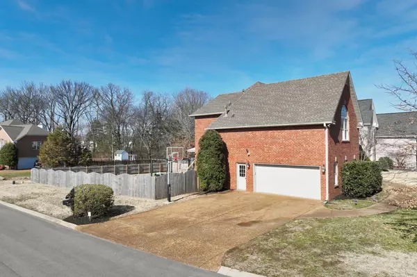 Hendersonville, TN 37075,127 Crooked Creek Ln