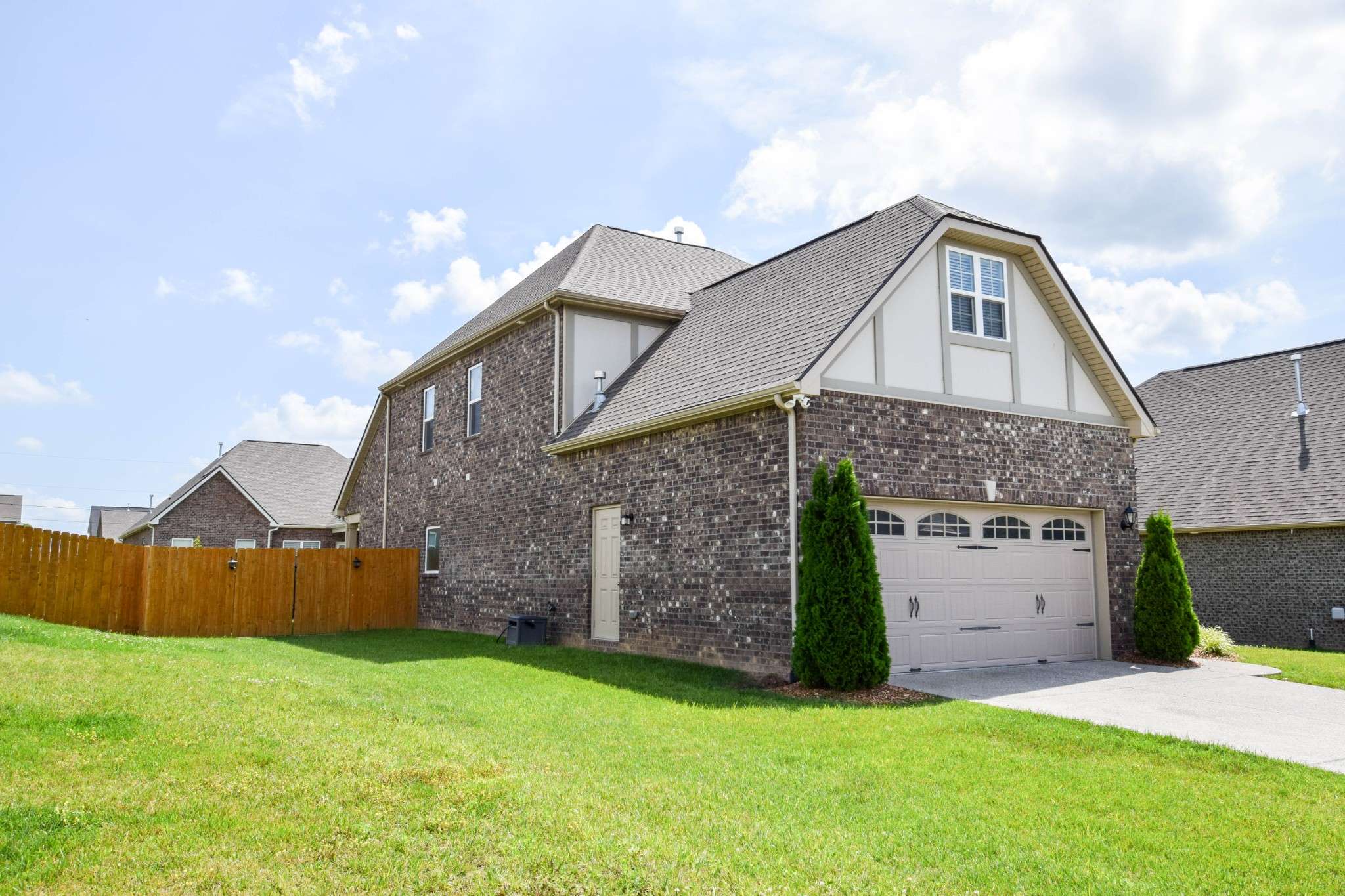 Gallatin, TN 37066,1017 Wickshire Dr