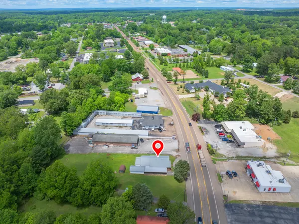 724 Tennessee Ave #S, Parsons, TN 38363