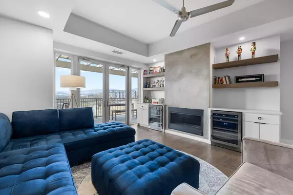 Chattanooga, TN 37405,4 Cherokee Boulevard #409