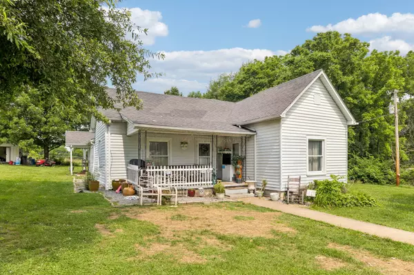 Gallatin, TN 37066,165 Dobbins Pike