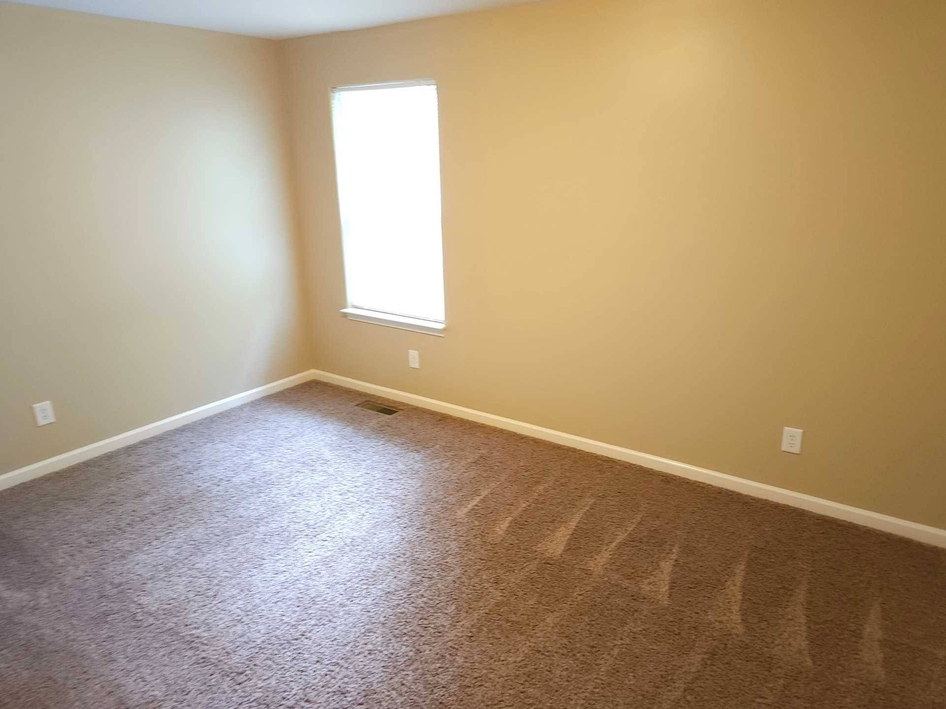 Murfreesboro, TN 37130,705 Crestland Ave #B8