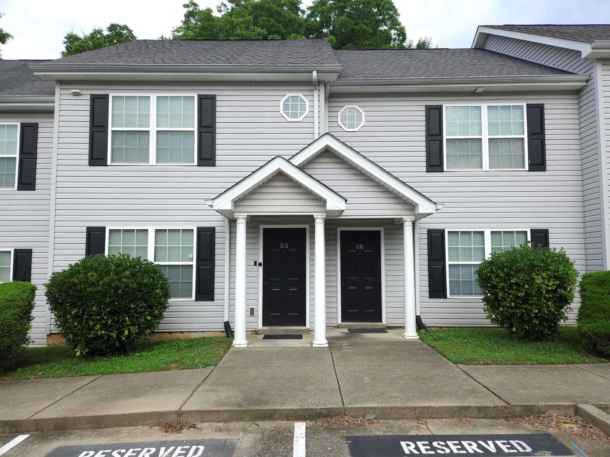 705 Crestland Ave #B8, Murfreesboro, TN 37130