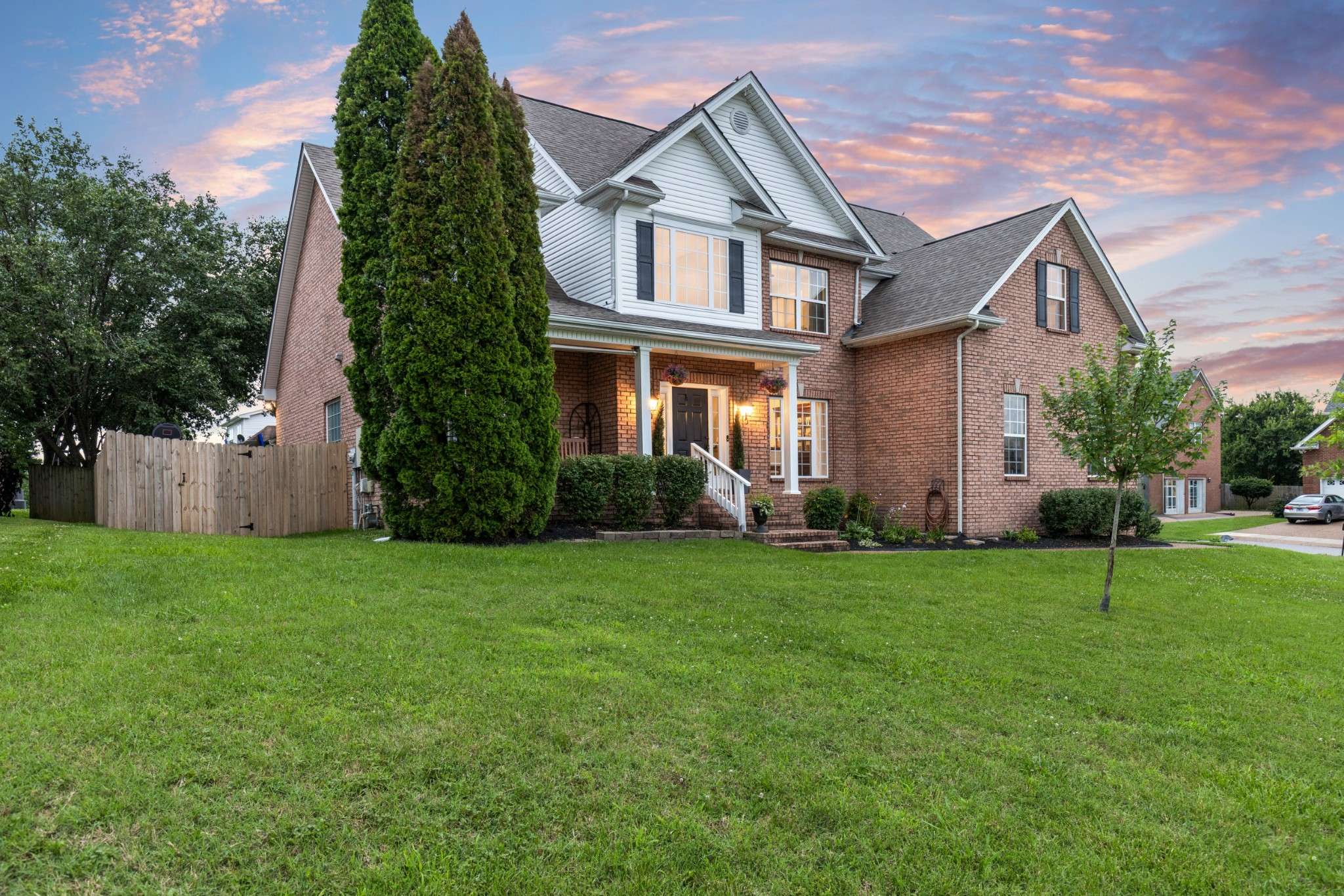 116 Fieldcrest Dr, Hendersonville, TN 37075
