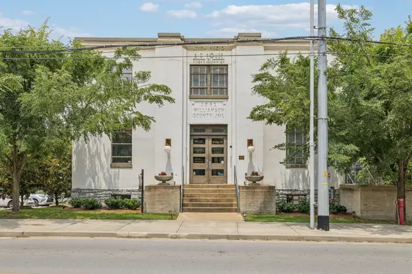 Franklin, TN 37064,112 Bridge St