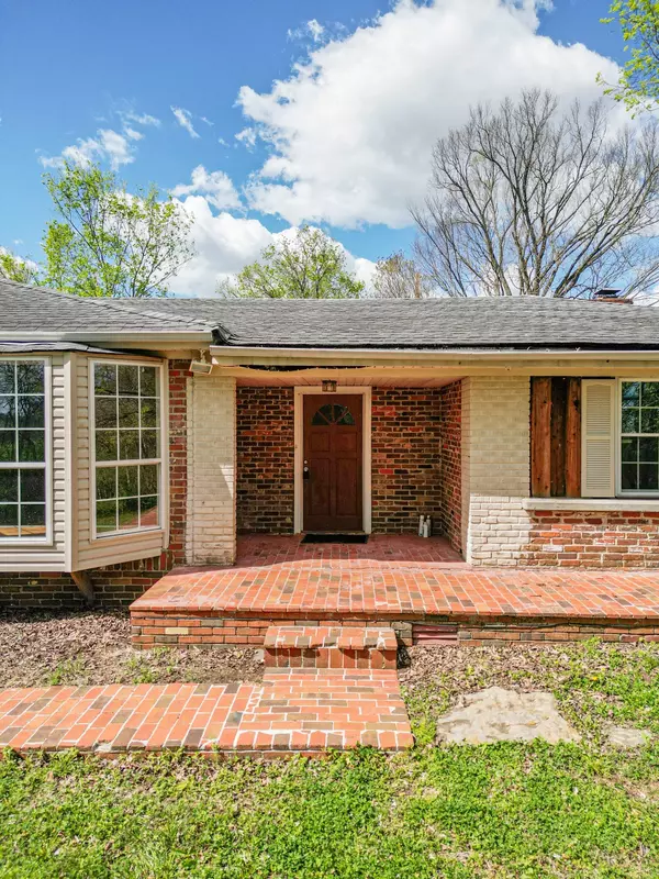Columbia, TN 38401,312 Sunnyside Ln