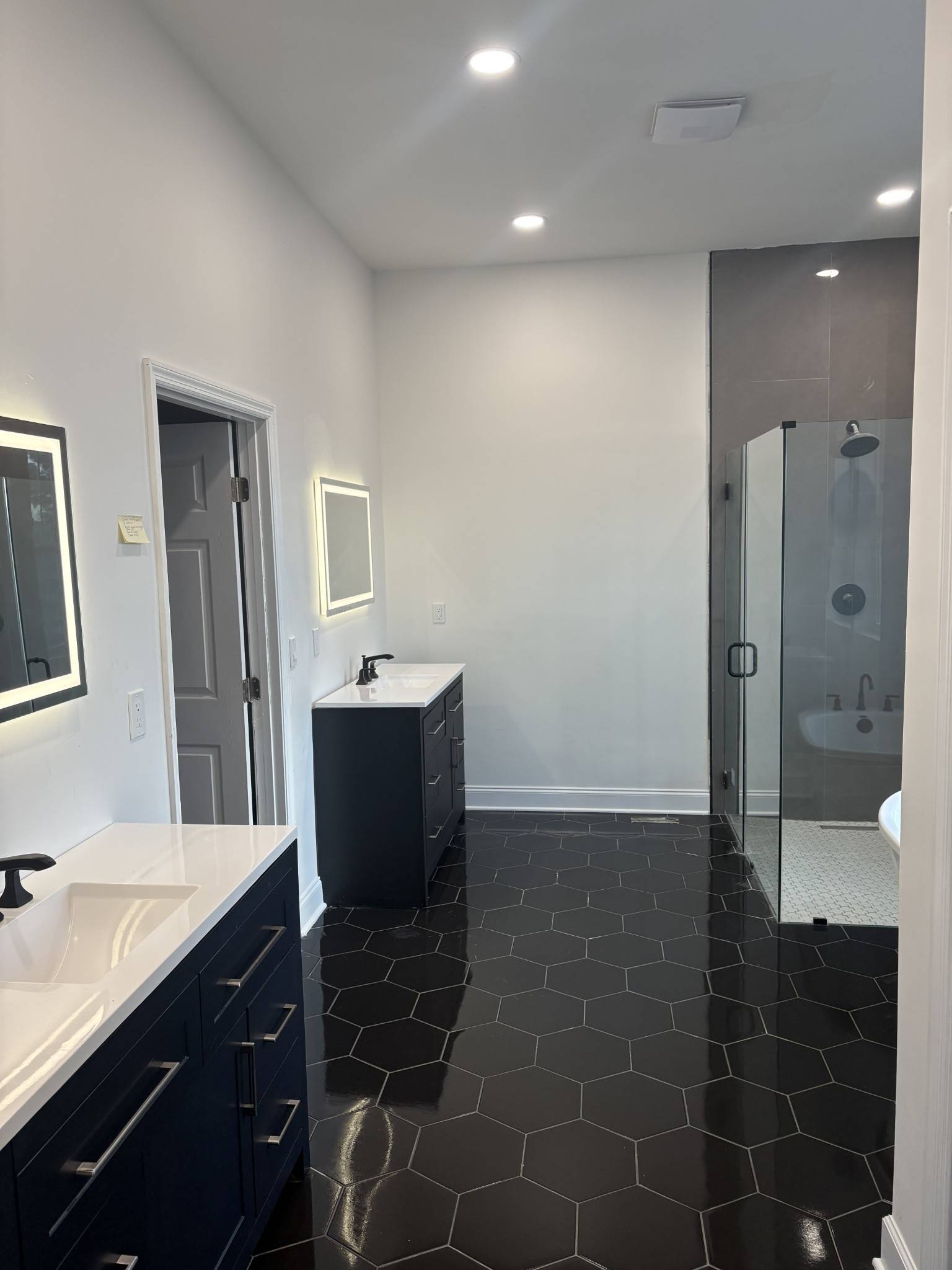 Hendersonville, TN 37075,124 Manor Way