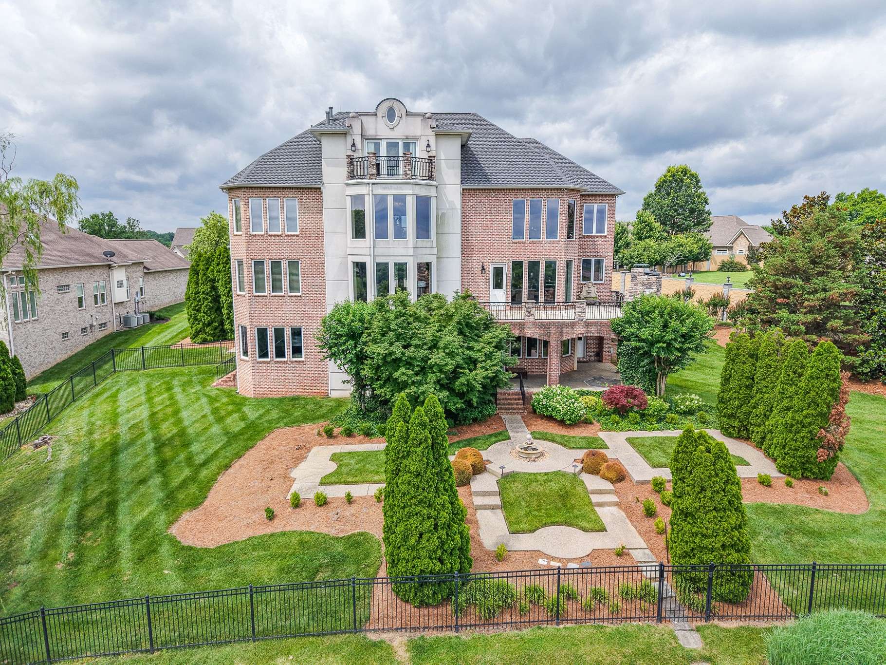 Lebanon, TN 37087,203 Vineyard Way