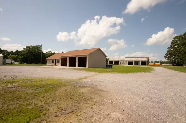 1683 Madison St, Shelbyville, TN 37160