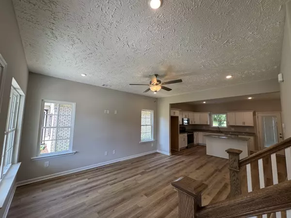 Manchester, TN 37355,47 Laurel View St