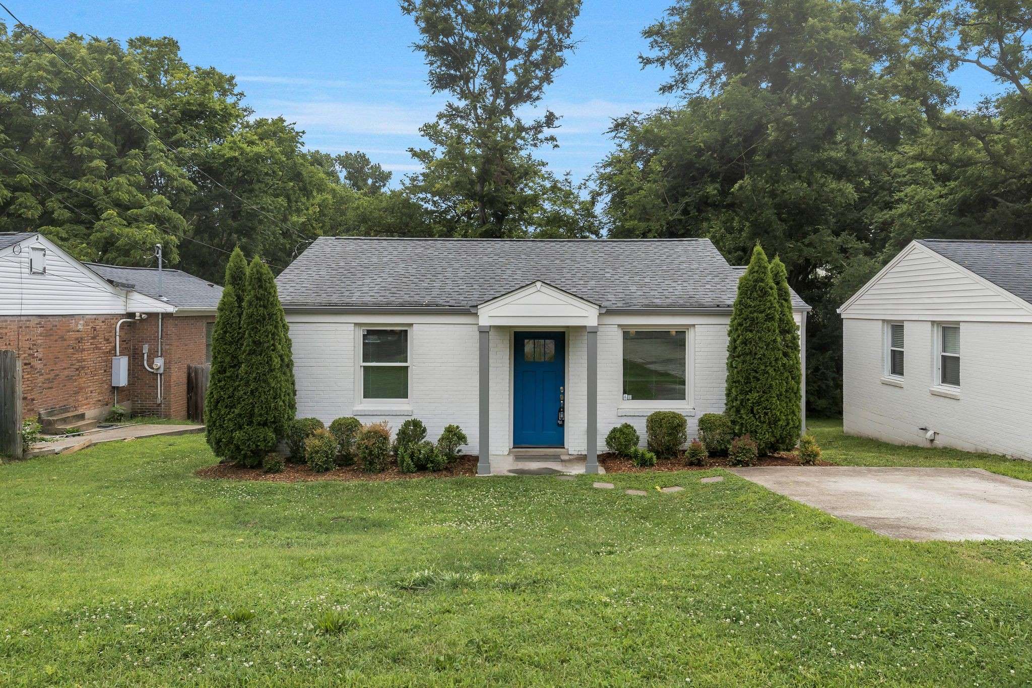 902 42nd Ave #N, Nashville, TN 37209