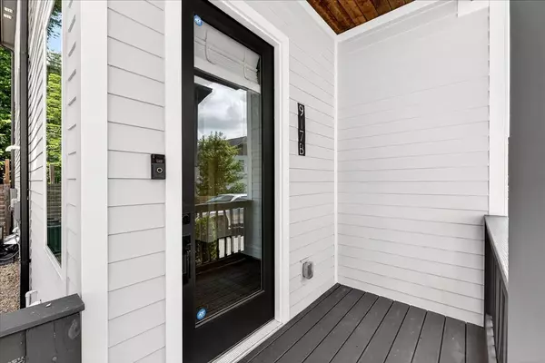 Nashville, TN 37216,917B Delmas Ave