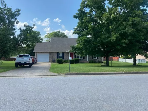 Clarksville, TN 37042,301 Marys Oak Dr