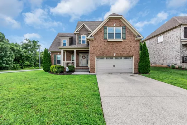 3001 Foust Dr, Spring Hill, TN 37174