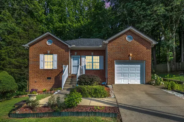 237 Woodmaker Ct, Nashville, TN 37214
