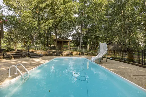 Goodlettsville, TN 37072,480 Moncrief Ave
