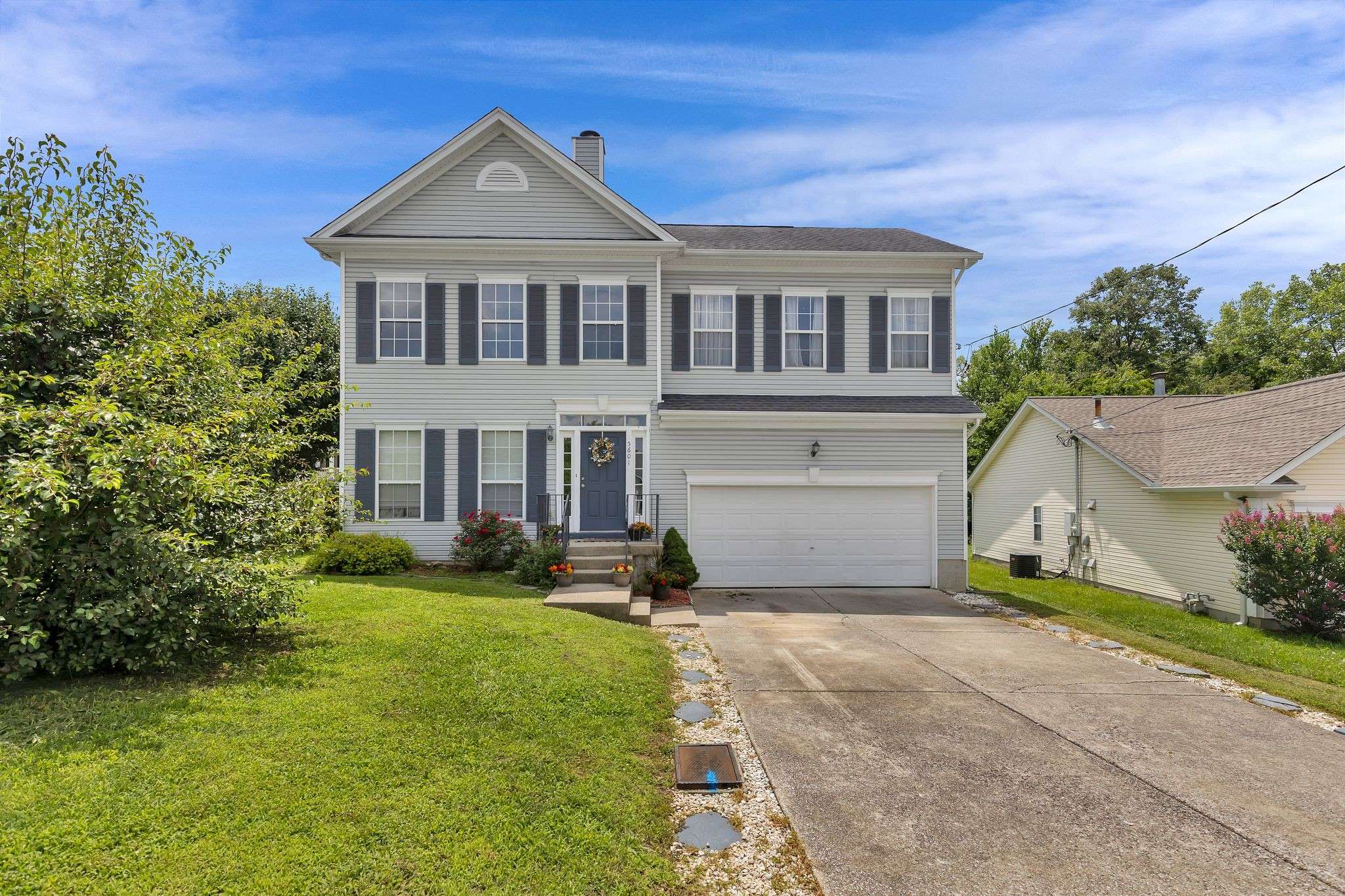 5601 Murphywood Xing, Antioch, TN 37013