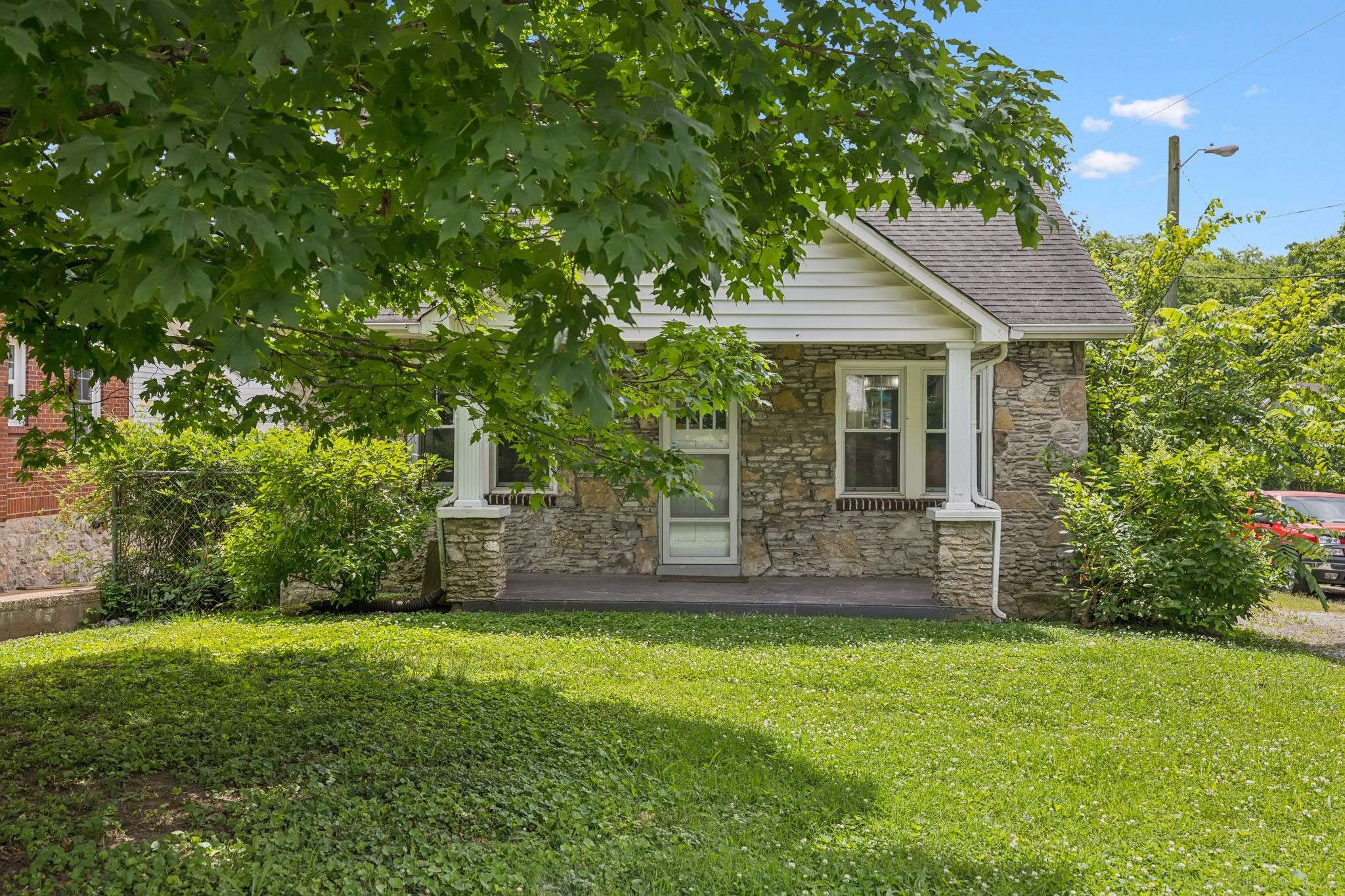 Nashville, TN 37206,2406 Inga St